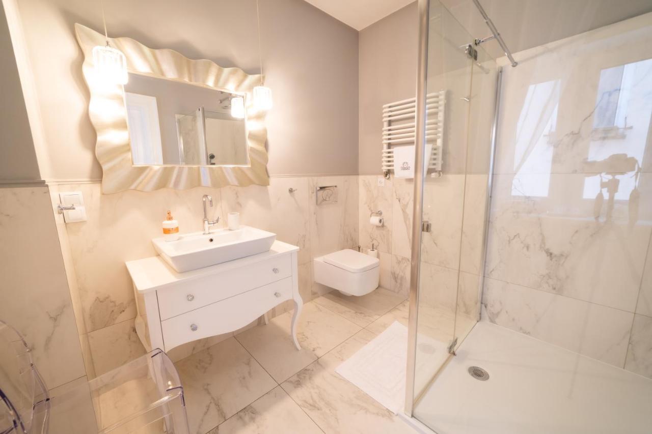 Apartamenty Pod Zegarem Mikołajki Bagian luar foto