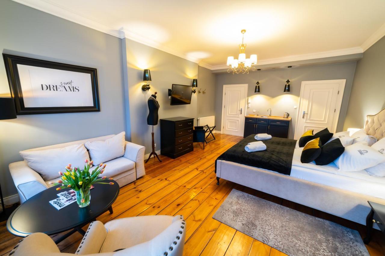 Apartamenty Pod Zegarem Mikołajki Bagian luar foto