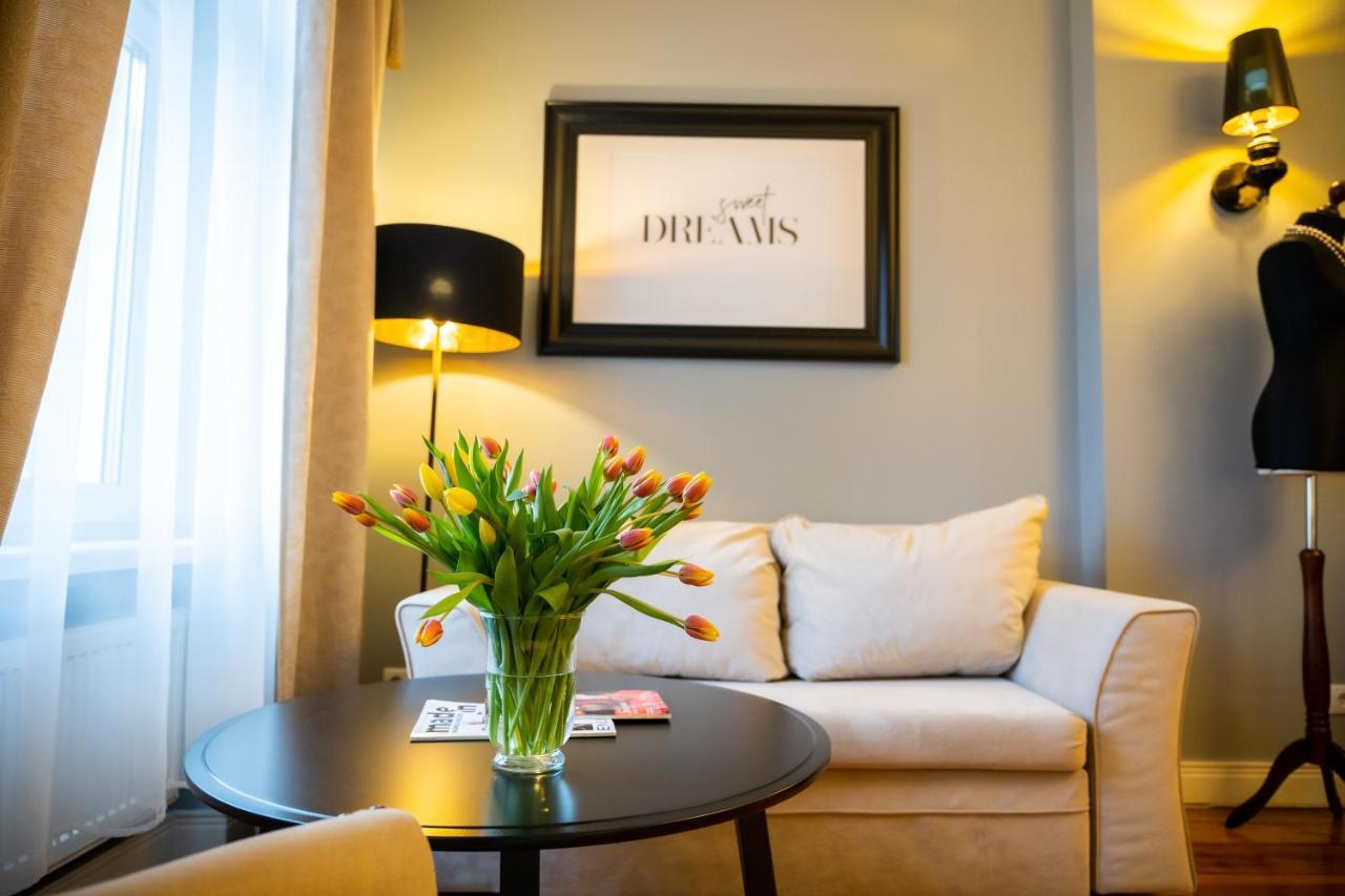 Apartamenty Pod Zegarem Mikołajki Bagian luar foto