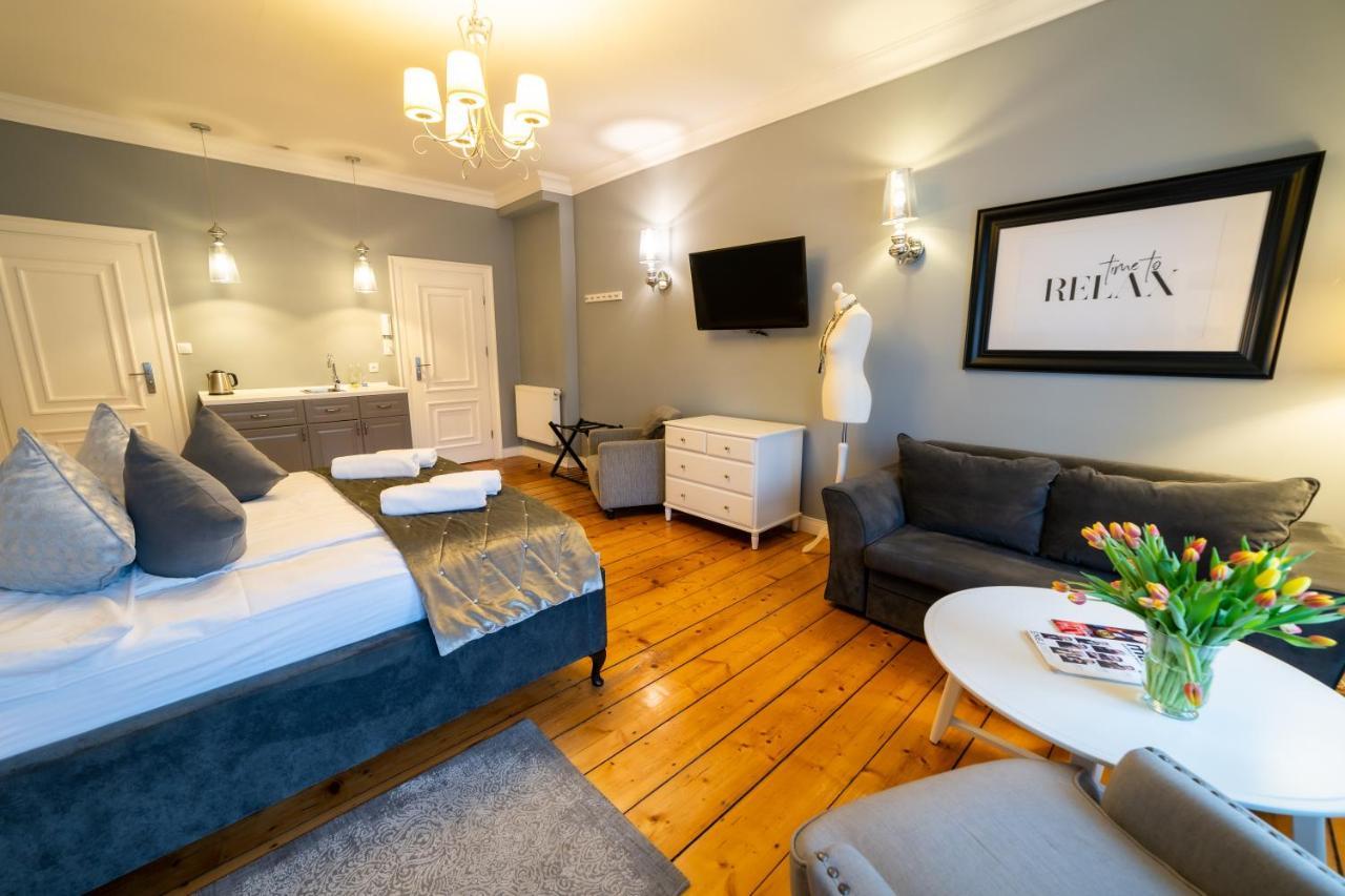 Apartamenty Pod Zegarem Mikołajki Bagian luar foto